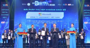 Microsoft vinh dự nhận Giải thưởng Chuyển Đổi số Việt Nam 2021