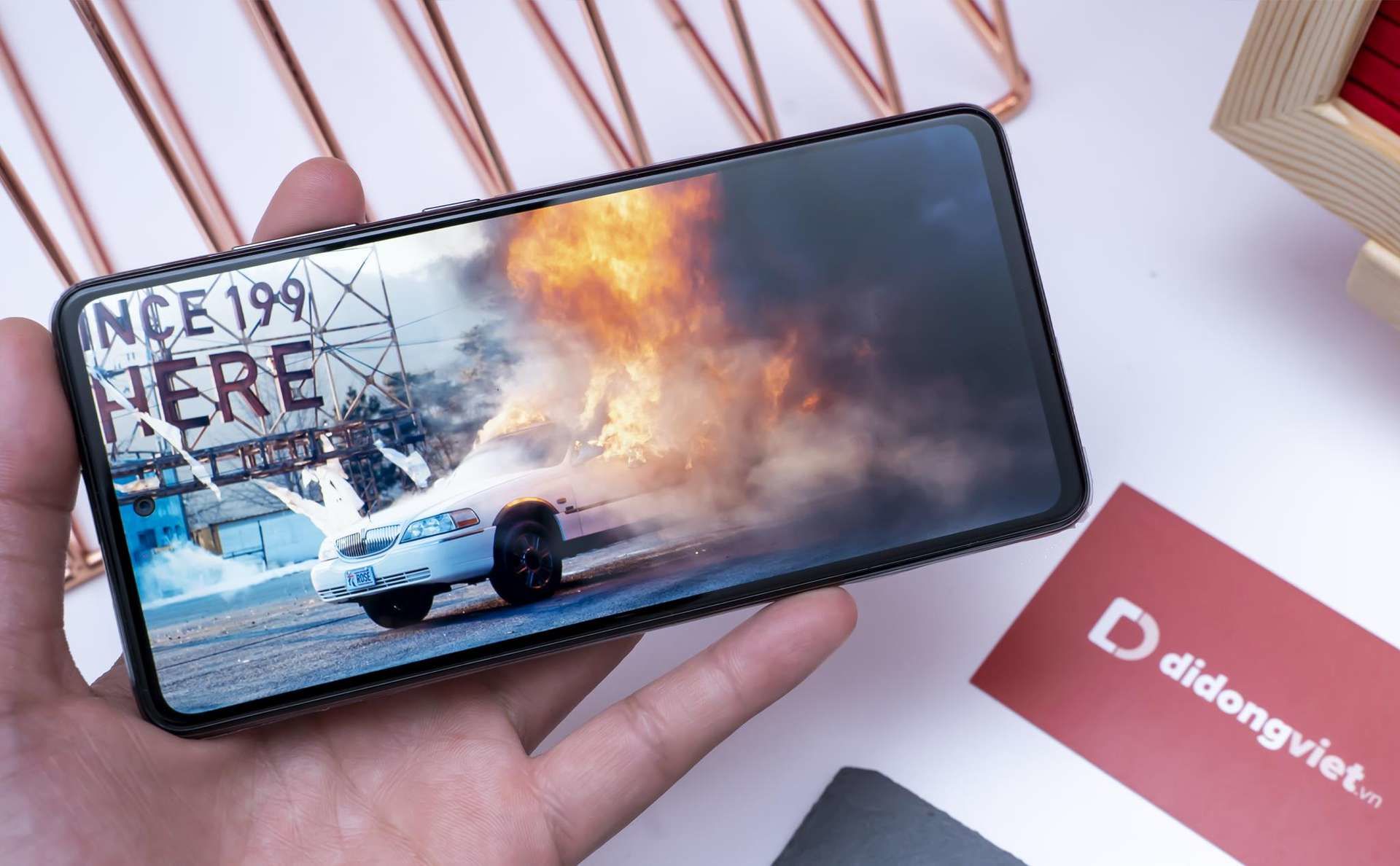 Đâu là lý do khiến Galaxy A series vẫn luôn hút khách trong năm 2021? Đâu là lý do khiến Galaxy A series vẫn luôn hút khách trong năm 2021?