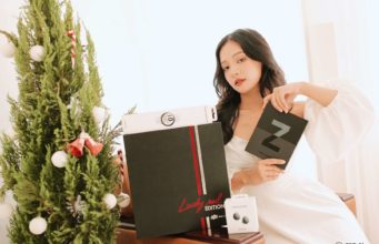 Lộ diện những khách hàng đầu tiên trúng bộ quà 60 triệu đồng khi mua sản phẩm Samsung tại FPT Shop