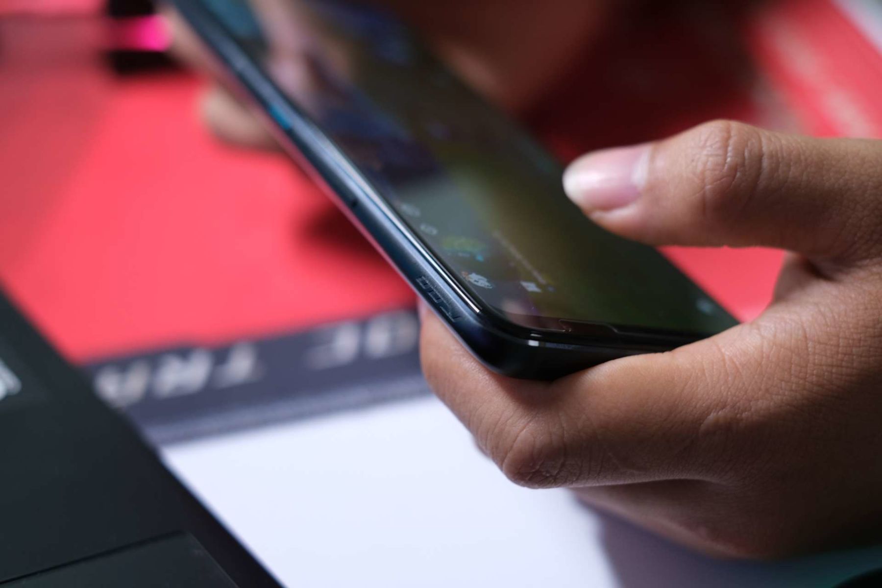 ASUS Republic of Gamers mở bán ROG Phone 5s tại Việt Nam ASUS Republic of Gamers mở bán ROG Phone 5s tại Việt Nam