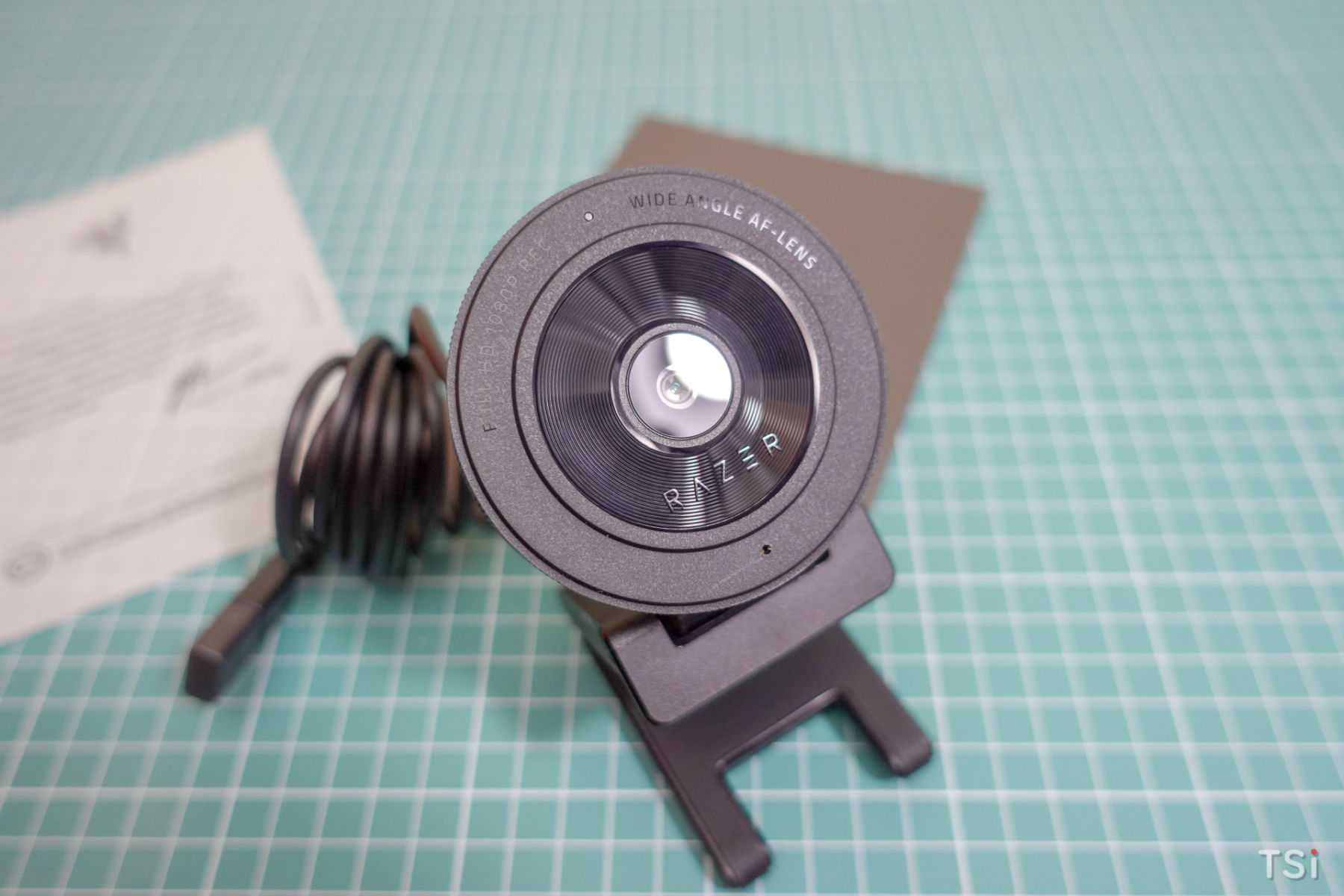 Xài thử webcam Razer Kiyo X: đơn giản, hiệu quả