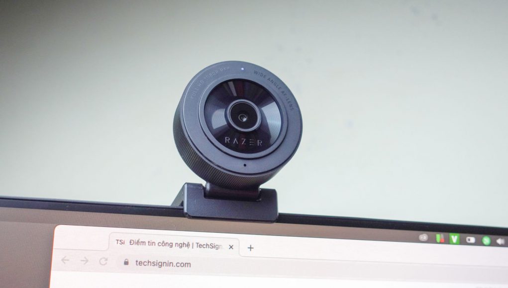 Xài thử webcam Razer Kiyo X: đơn giản, hiệu quả