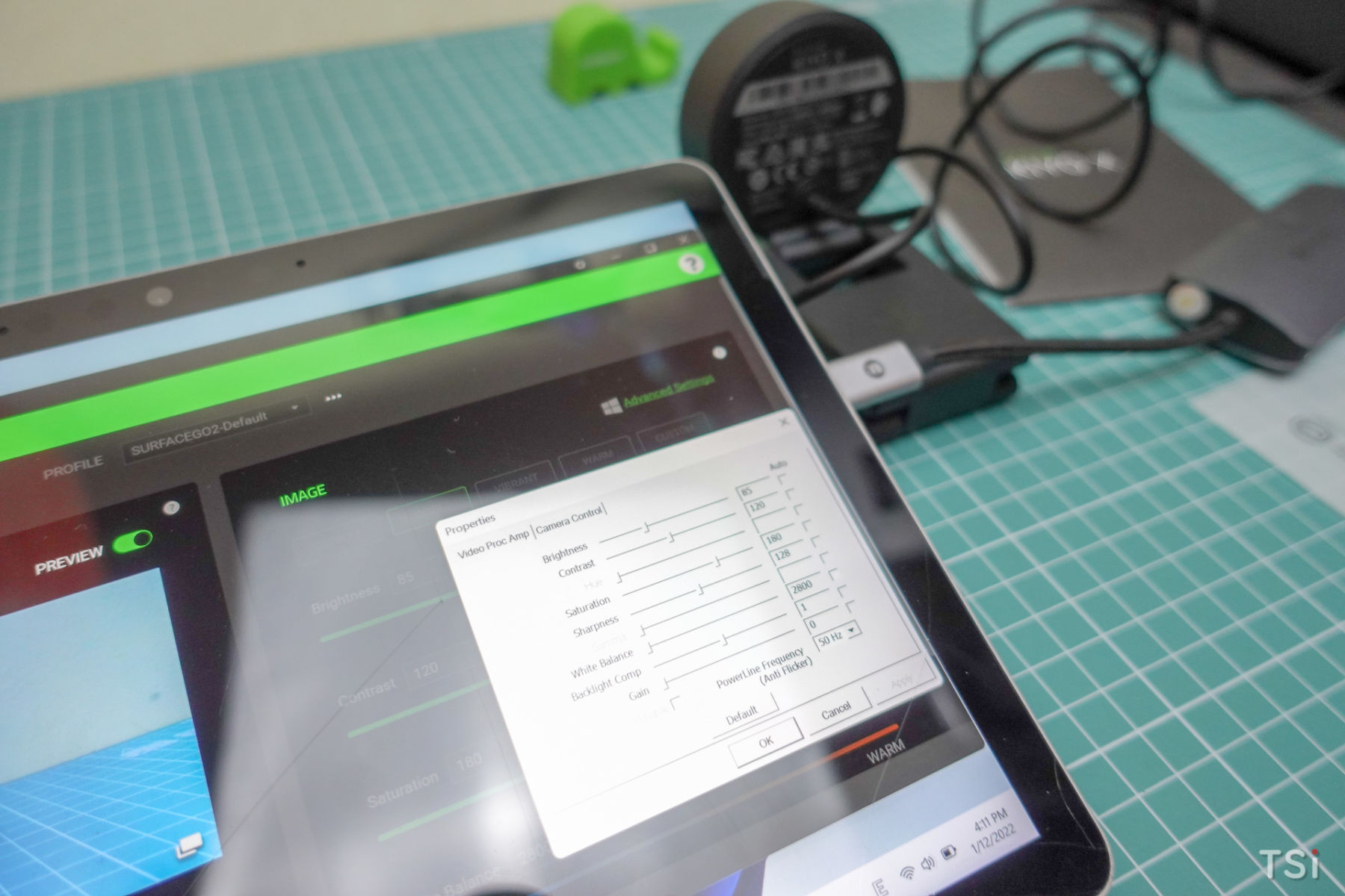 Xài thử webcam Razer Kiyo X: đơn giản, hiệu quả