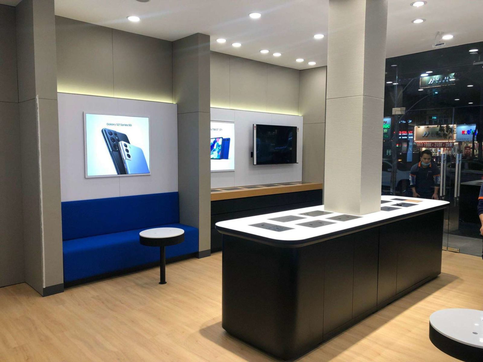 SamCenter: Khai mở không gian, trải nghiệm mới cho Samfans
