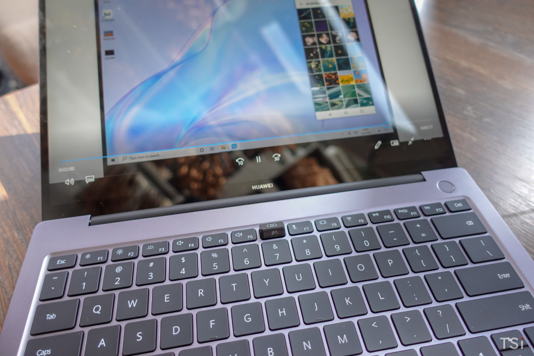 Huawei MateBook 14 ra mắt: tỉ lệ khung hình 3:2, giá dưới 20 triệu đồng