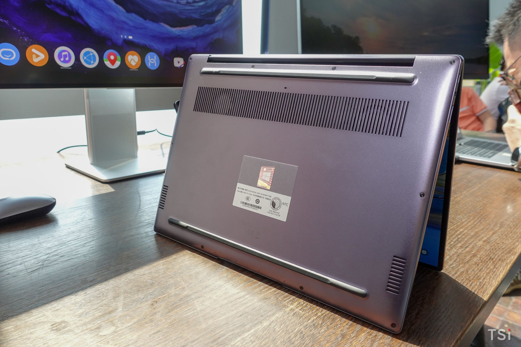 Huawei MateBook 14 ra mắt: tỉ lệ khung hình 3:2, giá dưới 20 triệu đồng