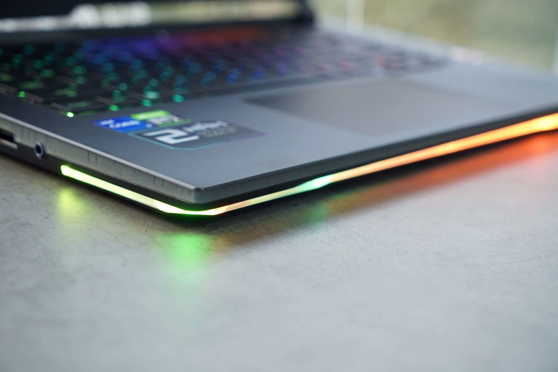 ASUS ROG Strix SCAR 15 – Laptop Gaming trang bị Intel Core Gen 12 đầu tiên tại Việt Nam ASUS ROG Strix SCAR 15 – Laptop Gaming trang bị Intel Core Gen 12 đầu tiên tại Việt Nam
