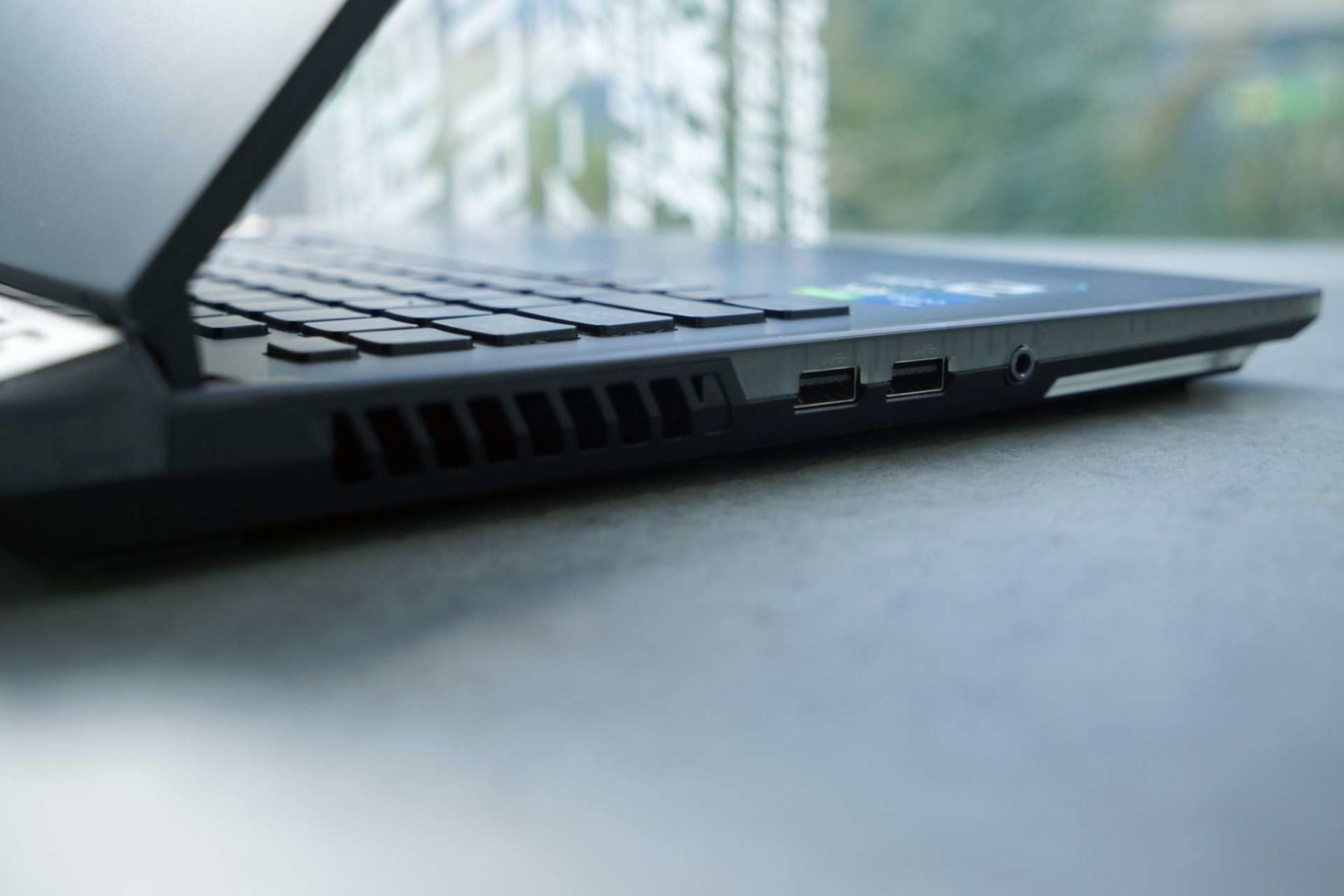 ASUS ROG Strix SCAR 15 – Laptop Gaming trang bị Intel Core Gen 12 đầu tiên tại Việt Nam ASUS ROG Strix SCAR 15 – Laptop Gaming trang bị Intel Core Gen 12 đầu tiên tại Việt Nam