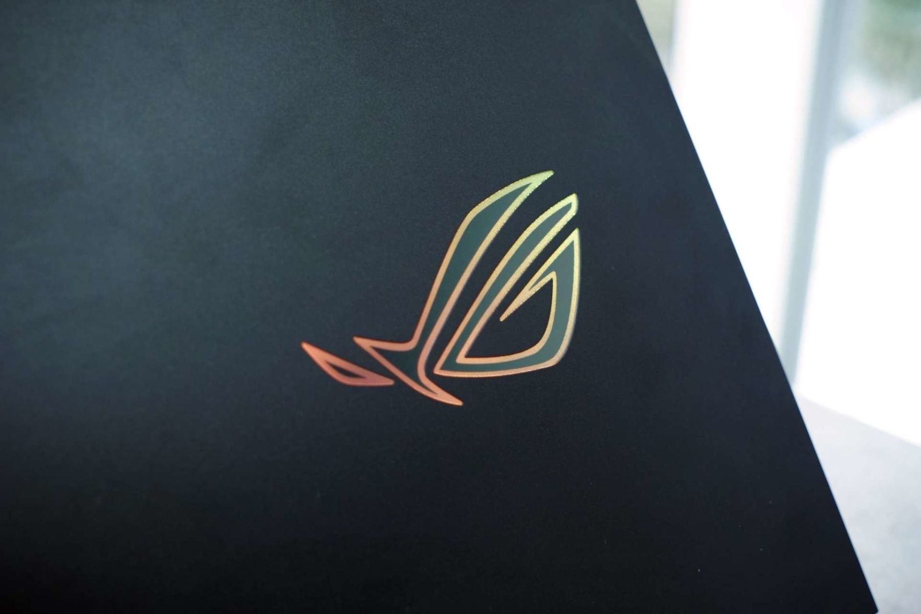 ASUS ROG Strix SCAR 15 – Laptop Gaming trang bị Intel Core Gen 12 đầu tiên tại Việt Nam ASUS ROG Strix SCAR 15 – Laptop Gaming trang bị Intel Core Gen 12 đầu tiên tại Việt Nam