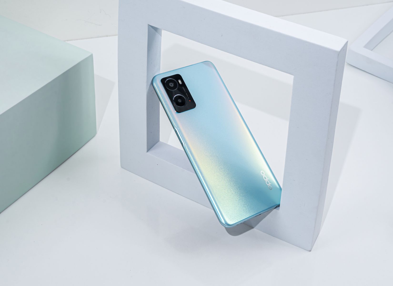 OPPO A76 ra mắt: sạc nhanh nhất phân khúc, giá 6 triệu đồng OPPO A76 ra mắt: sạc nhanh nhất phân khúc, giá 6 triệu đồng