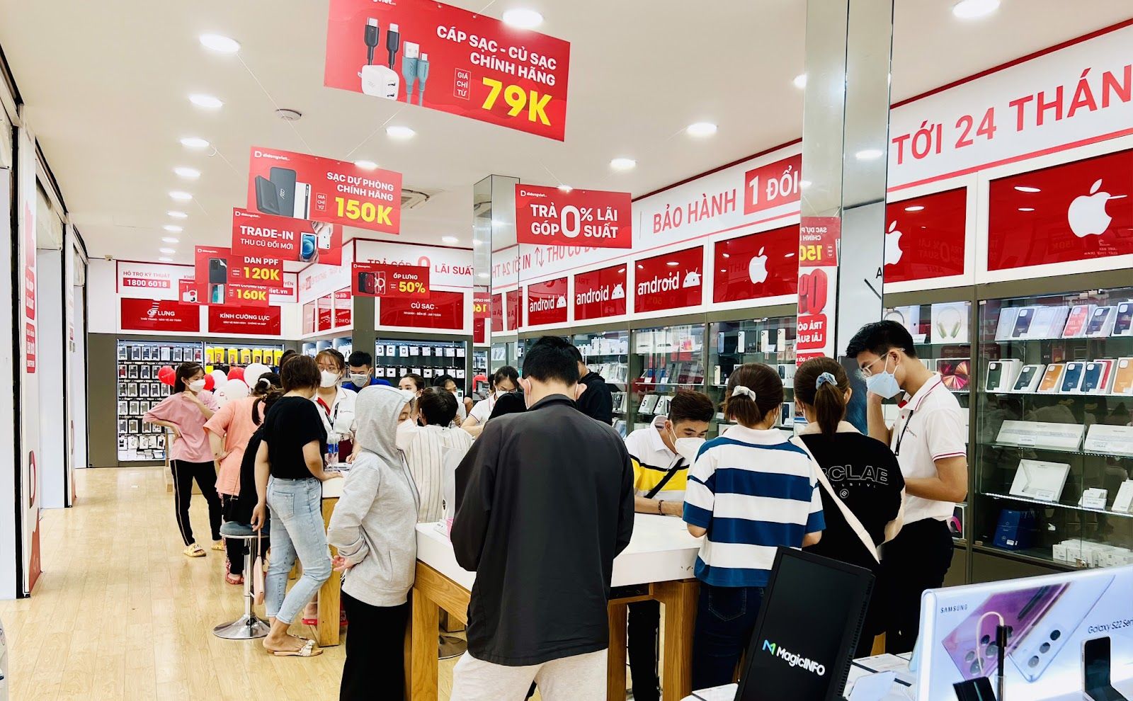 Galaxy A series vẫn là dòng điện thoại bán chạy nhất phân khúc tầm trung giữa tháng 3 Galaxy A series vẫn là dòng điện thoại bán chạy nhất phân khúc tầm trung giữa tháng 3