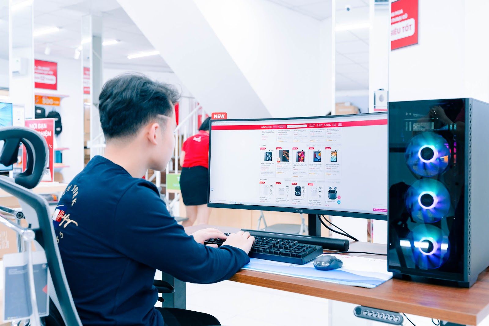 CellphoneS mở 15 trung tâm máy tính để bàn, linh kiện PC lắp ráp gaming CellphoneS mở 15 trung tâm máy tính để bàn, linh kiện PC lắp ráp gaming