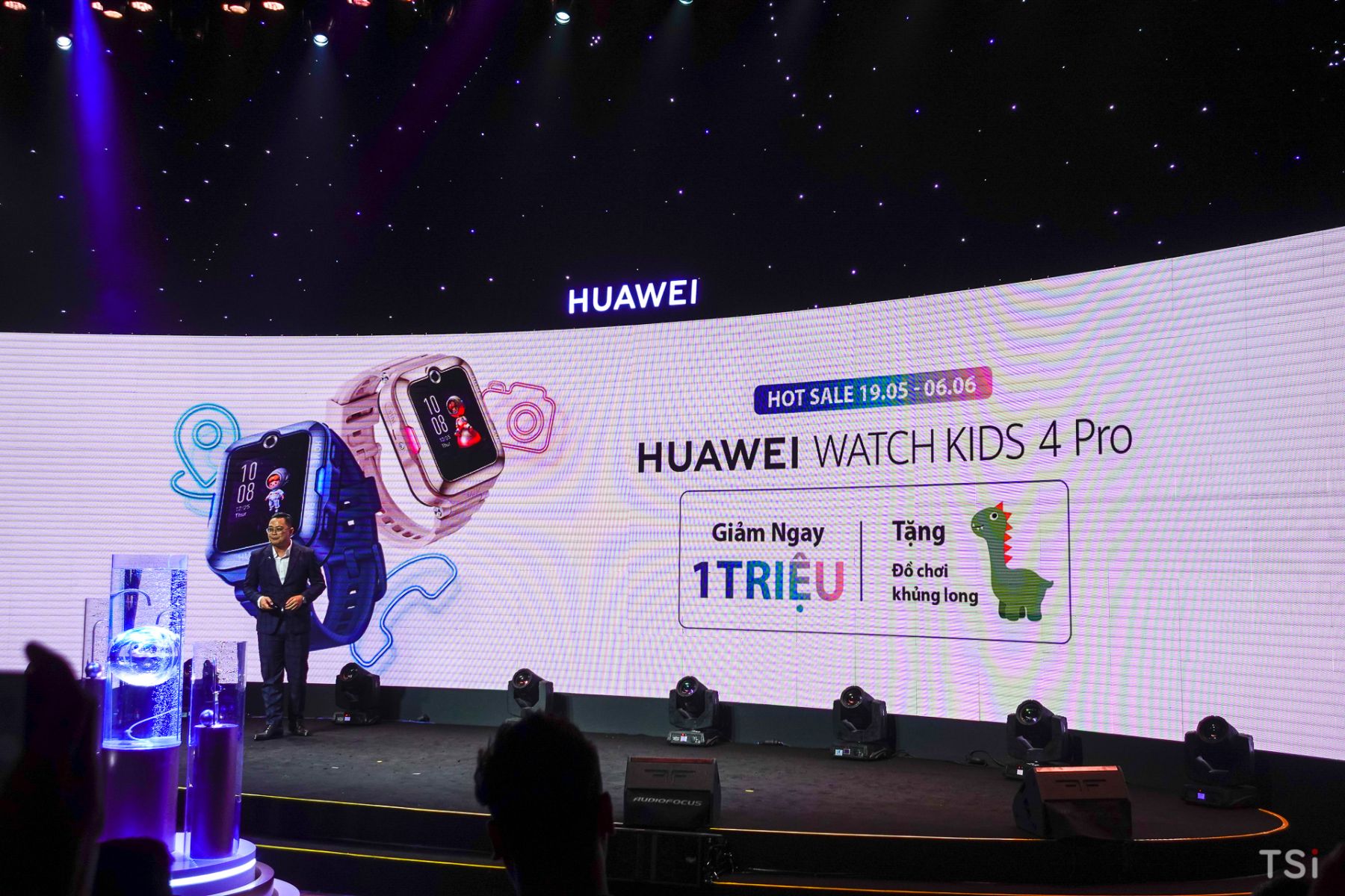 Huawei ra mắt 3 đồng hồ thông minh mới, giá từ 3,3 triệu đồng Huawei ra mắt 3 đồng hồ thông minh mới, giá từ 3,3 triệu đồng