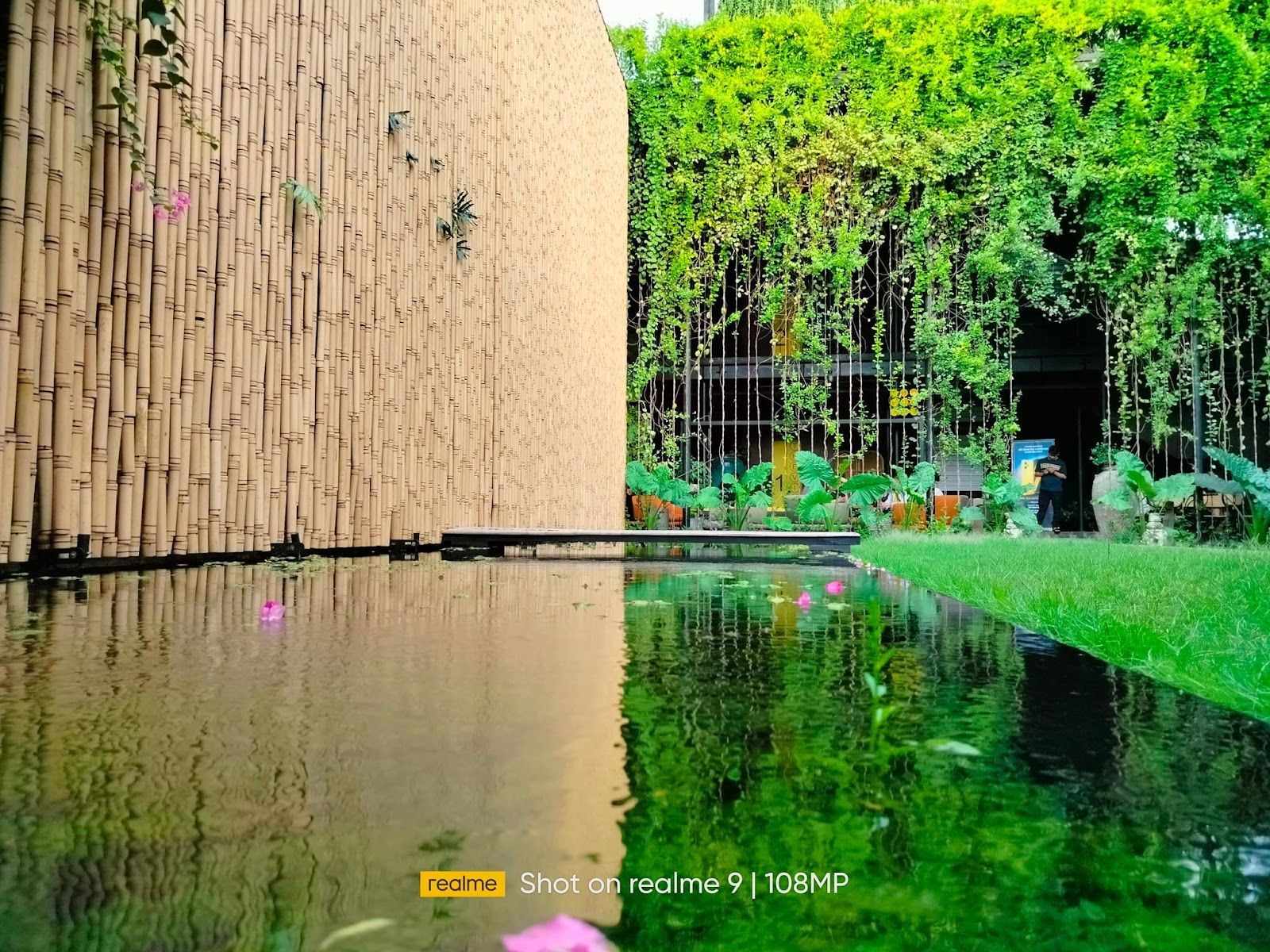Realme 9 chinh phục giới trẻ qua workshop 'Bắt sáng tựa chuyên gia' Realme 9 chinh phục giới trẻ qua workshop 'Bắt sáng tựa chuyên gia'