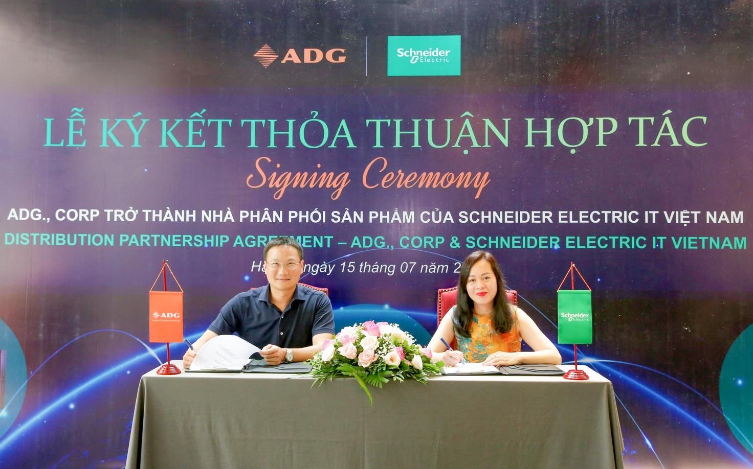 ADG trở thành nhà phân phối sản phẩm của Schneider Electric IT Việt Nam ADG trở thành nhà phân phối sản phẩm của Schneider Electric IT Việt Nam