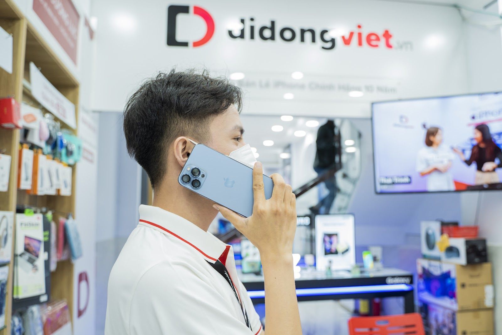 Di Động Việt giảm giá smartphone hơn 8 triệu, phụ kiện đến 65% Di Động Việt giảm giá smartphone hơn 8 triệu, phụ kiện đến 65%