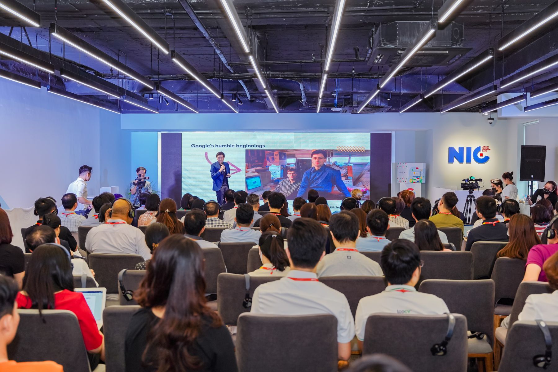 Google và Trung tâm Đổi mới sáng tạo Quốc gia ra mắt Google Career Certificates và Google for Startups: Startup Academy Vietnam Google và Trung tâm Đổi mới sáng tạo Quốc gia ra mắt Google Career Certificates và Google for Startups: Startup Academy Vietnam