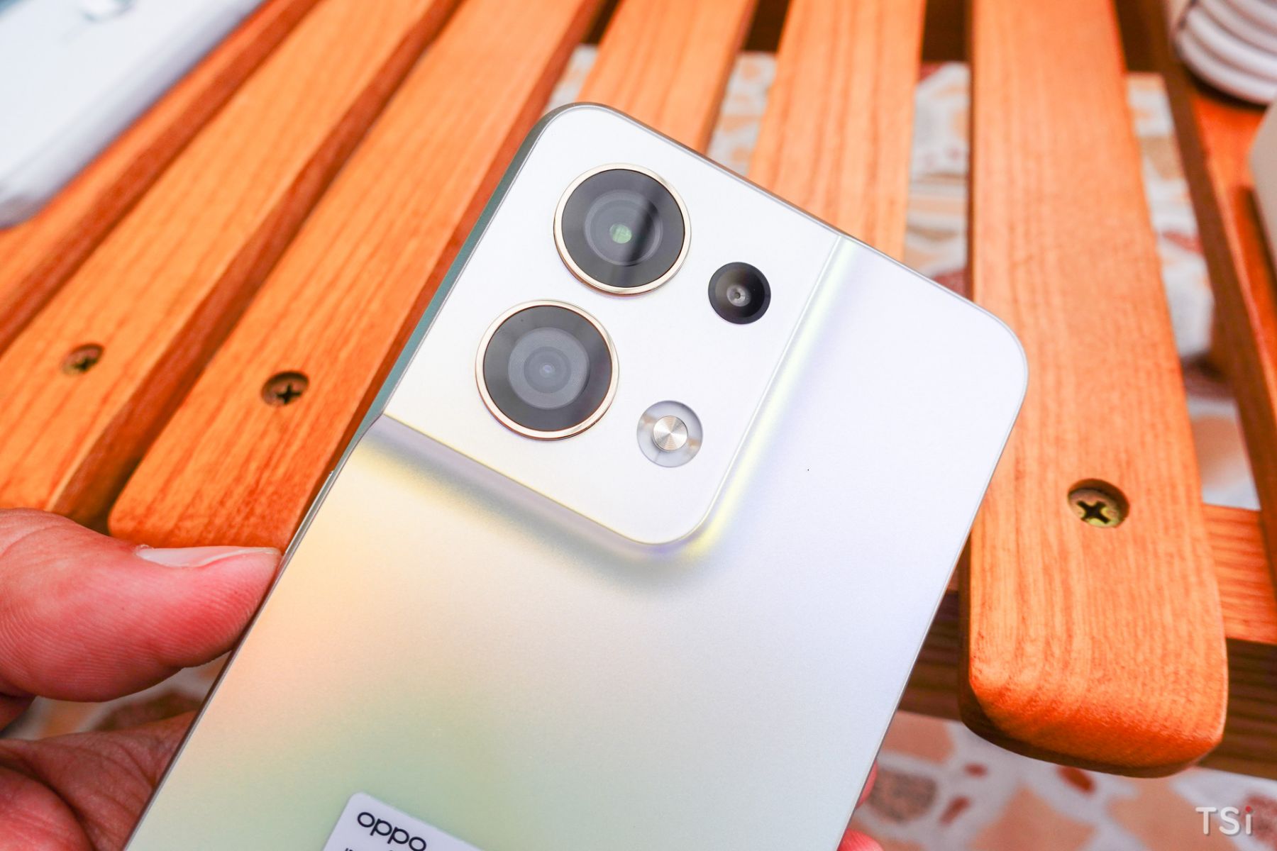Mở hộp OPPO Reno8 5G: chiếc smartphone đáng mua? Mở hộp OPPO Reno8 5G: chiếc smartphone đáng mua?