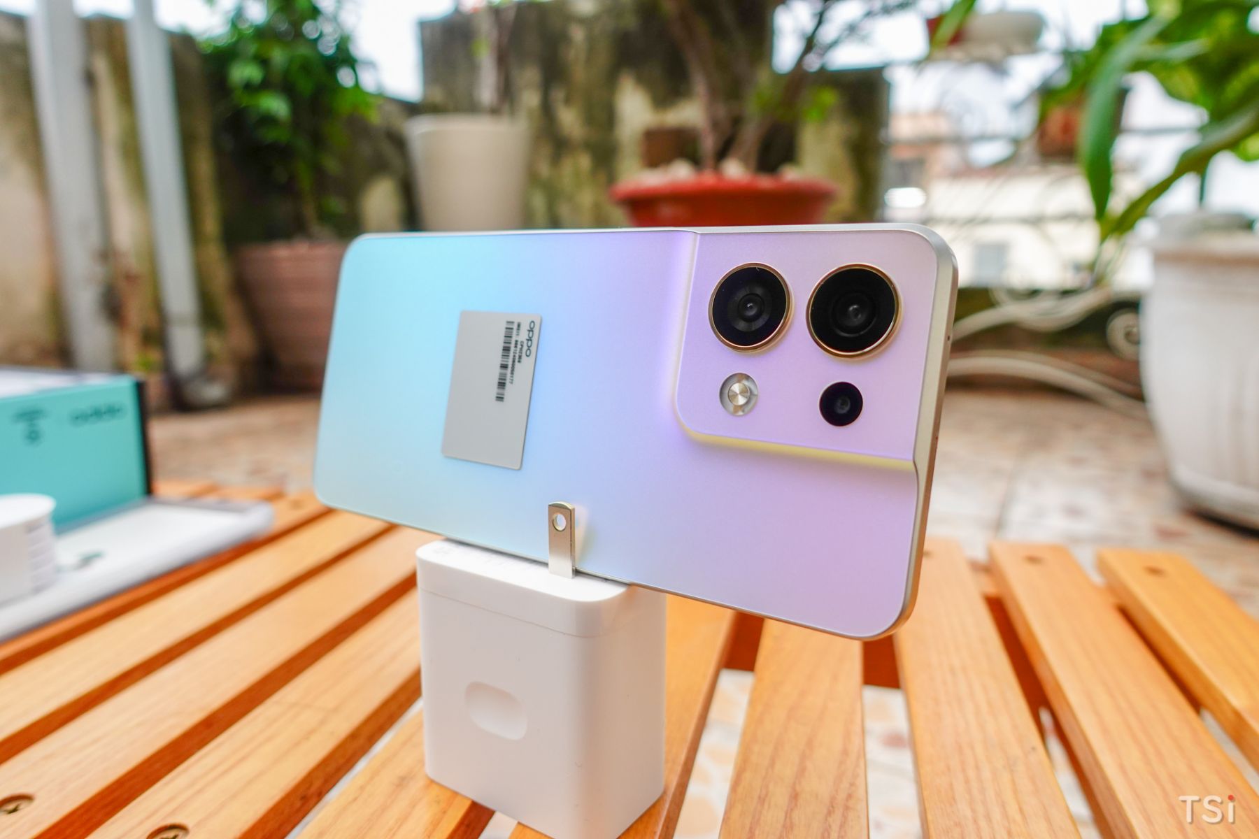Mở hộp OPPO Reno8 5G: chiếc smartphone đáng mua? Mở hộp OPPO Reno8 5G: chiếc smartphone đáng mua?