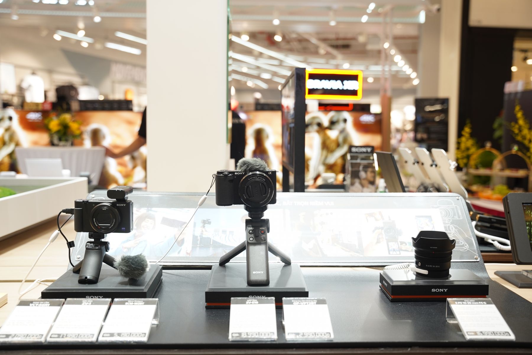 Khai trương Sony Center tại Vincom Mega Mall Smart City Khai trương Sony Center tại Vincom Mega Mall Smart City