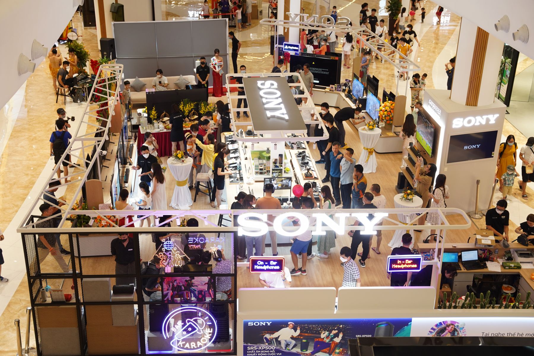 Khai trương Sony Center tại Vincom Mega Mall Smart City Khai trương Sony Center tại Vincom Mega Mall Smart City