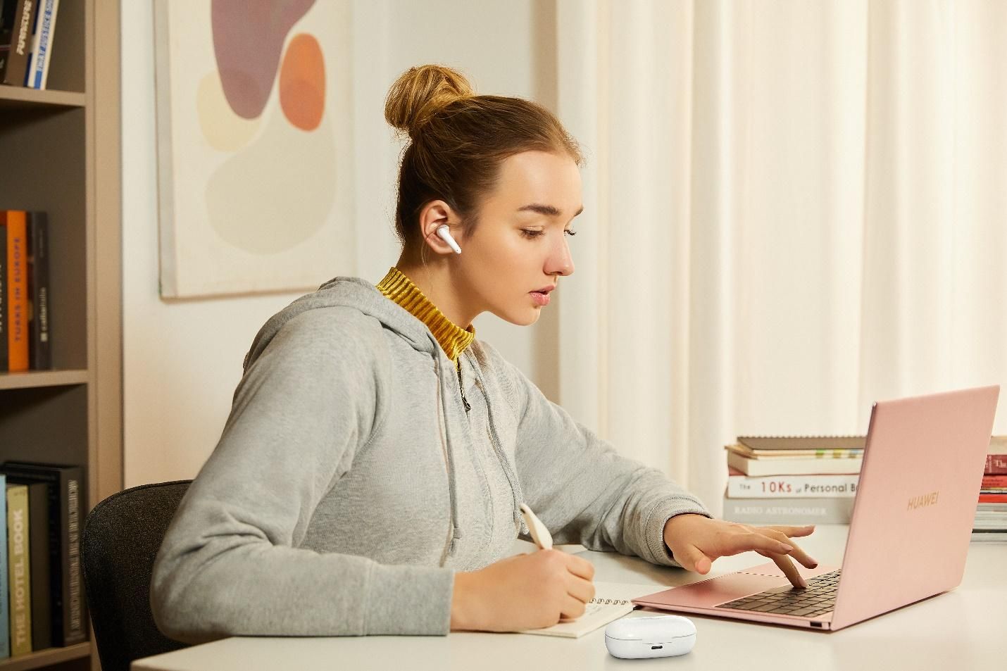 Huawei ra mắt tai nghe Freebuds SE với chất âm đỉnh cao, giá dưới 1 triệu và ưu đãi khủng Huawei ra mắt tai nghe Freebuds SE với chất âm đỉnh cao, giá dưới 1 triệu và ưu đãi khủng