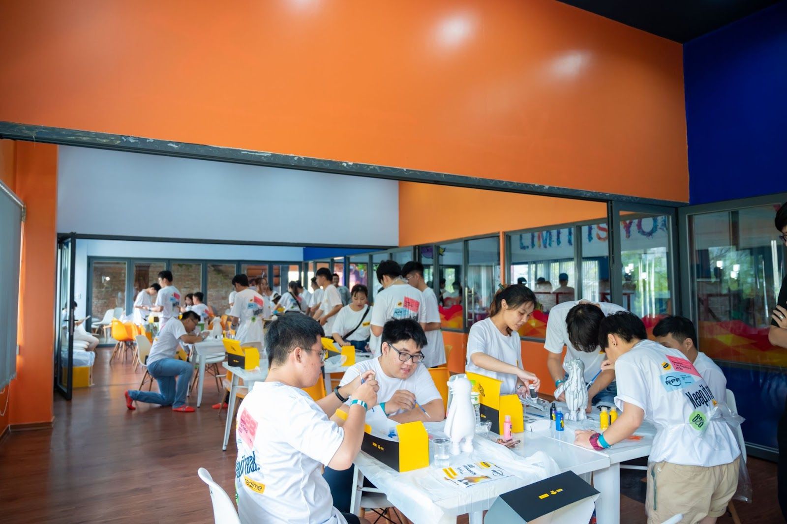 Nhìn lại sinh nhật realme 4 tuổi: Ngày hội tri ân Fanfest hoành tráng, realme Watch 3 vượt 1000 pre-order và ưu đãi đến 30% trên Lazada từ 9.9 Nhìn lại sinh nhật realme 4 tuổi: Ngày hội tri ân Fanfest hoành tráng, realme Watch 3 vượt 1000 pre-order và ưu đãi đến 30% trên Lazada từ 9.9