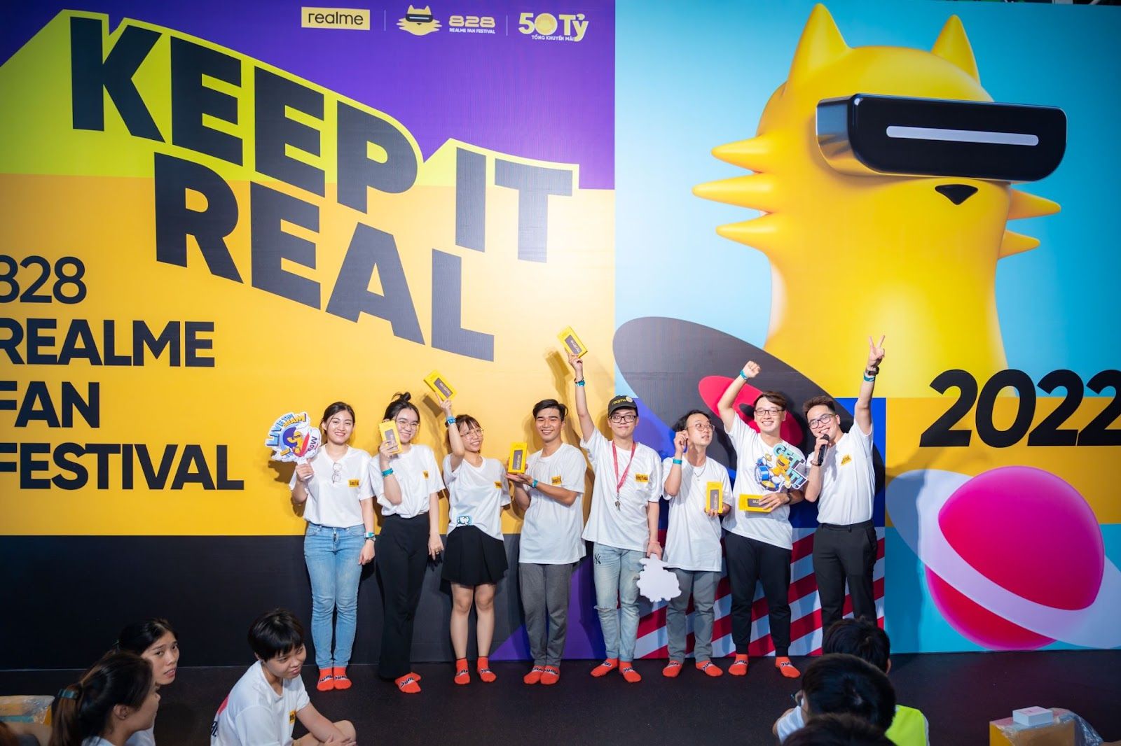 Nhìn lại sinh nhật realme 4 tuổi: Ngày hội tri ân Fanfest hoành tráng, realme Watch 3 vượt 1000 pre-order và ưu đãi đến 30% trên Lazada từ 9.9 Nhìn lại sinh nhật realme 4 tuổi: Ngày hội tri ân Fanfest hoành tráng, realme Watch 3 vượt 1000 pre-order và ưu đãi đến 30% trên Lazada từ 9.9