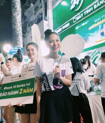 Nhiều nghệ sĩ và hơn 200 khách hàng 24hStore sở hữu sớm iPhone 14