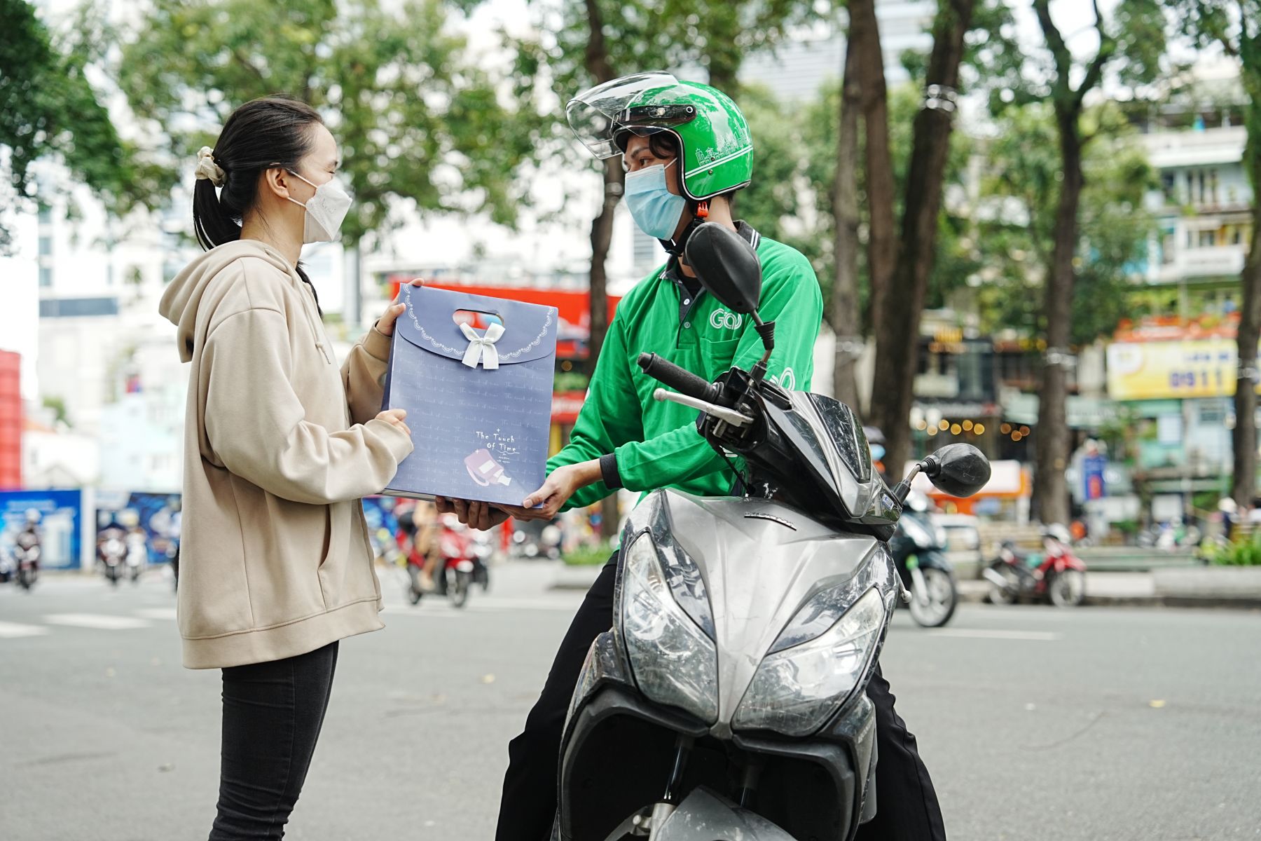 Grab triển khai các hoạt động gắn kết cho đối tác và chương trình ưu đãi cho người dùng mừng ngày Phụ nữ Việt Nam 20.10 Grab triển khai các hoạt động gắn kết cho đối tác và chương trình ưu đãi cho người dùng mừng ngày Phụ nữ Việt Nam 20.10