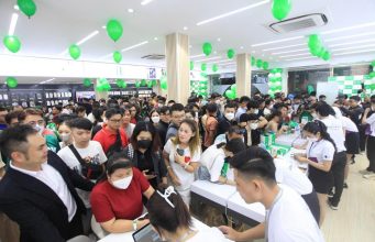 Sức mua iPhone 14 Series vượt mong đợi, nhiều phiên bản “cháy hàng”