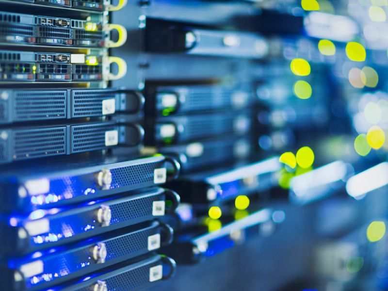 Kết thúc cuộc thi Vietnam Datathon 2023 - Bùng nổ tiềm năng Khoa học dữ liệu và Trí tuệ nhân tạo Việt Nam Các đội lọt vào vòng chung kết 5 đội của cuộc thi Vietnam Datathon 2023 nhận giải thưởng