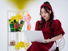 Hàng loạt điện thoại giảm hơn 12 triệu đồng, phụ kiện công nghệ giảm nửa giá dịp cận Tết