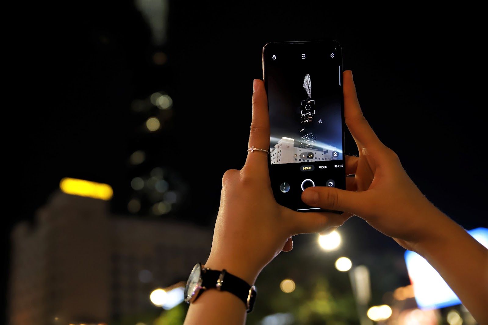 OPPO Reno8 T 5G ra mắt giá từ 9,99 triệu đồng, đặt trước nhận ngay bộ quà tặng trị giá đến 3,8 triệu đồng OPPO Reno8 T 5G ra mắt giá từ 9,99 triệu đồng, đặt trước nhận ngay bộ quà tặng trị giá đến 3,8 triệu đồng