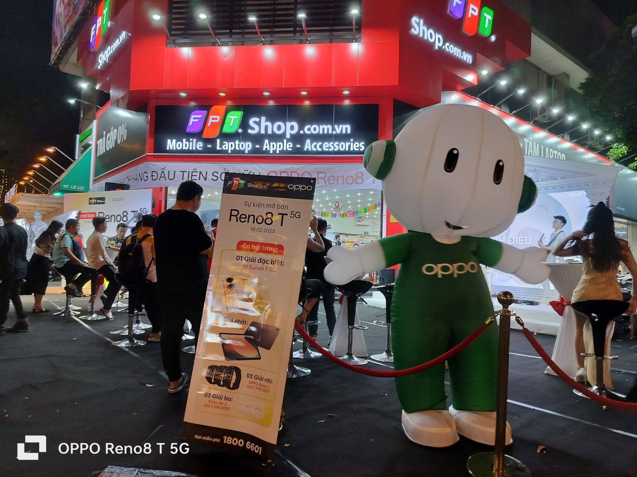 FPT Shop rộn ràng mở bán OPPO Reno8 T Series sớm nhất thị trường FPT Shop rộn ràng mở bán OPPO Reno8 T Series sớm nhất thị trường