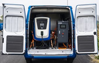 VinFast triển khai dịch vụ sạc pin lưu động 24/7 trên toàn quốc