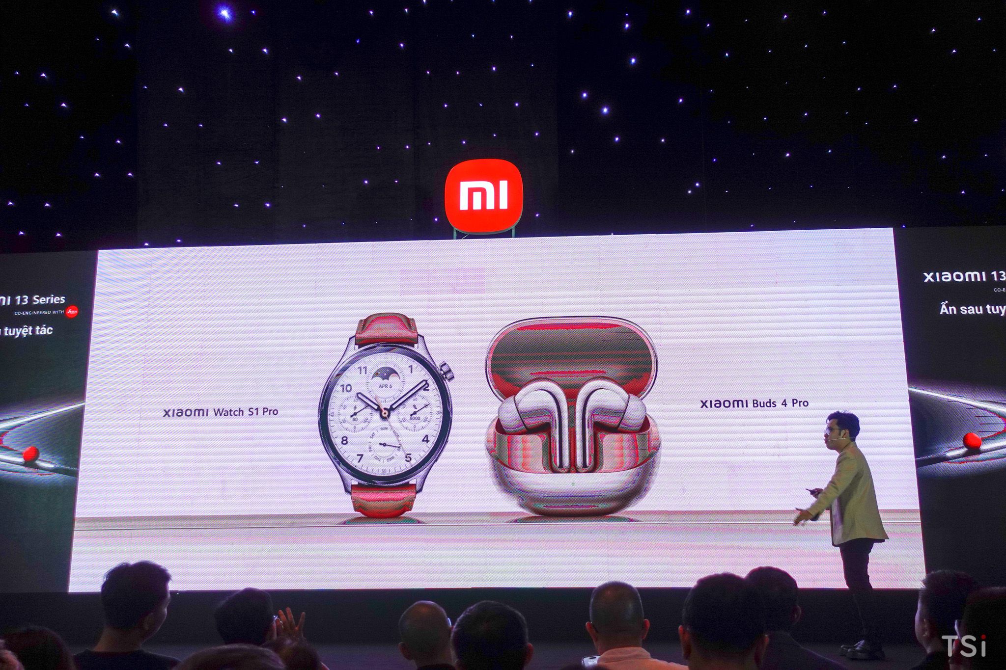 Xiaomi giới thiệu các sản phẩm AIoT cao cấp hoàn toàn mới tại Việt Nam Xiaomi giới thiệu các sản phẩm AIoT cao cấp hoàn toàn mới tại Việt Nam