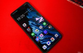 Mở hộp OPPO Find N2 Flip: smartphone nắp gập khiến chị em phát sốt