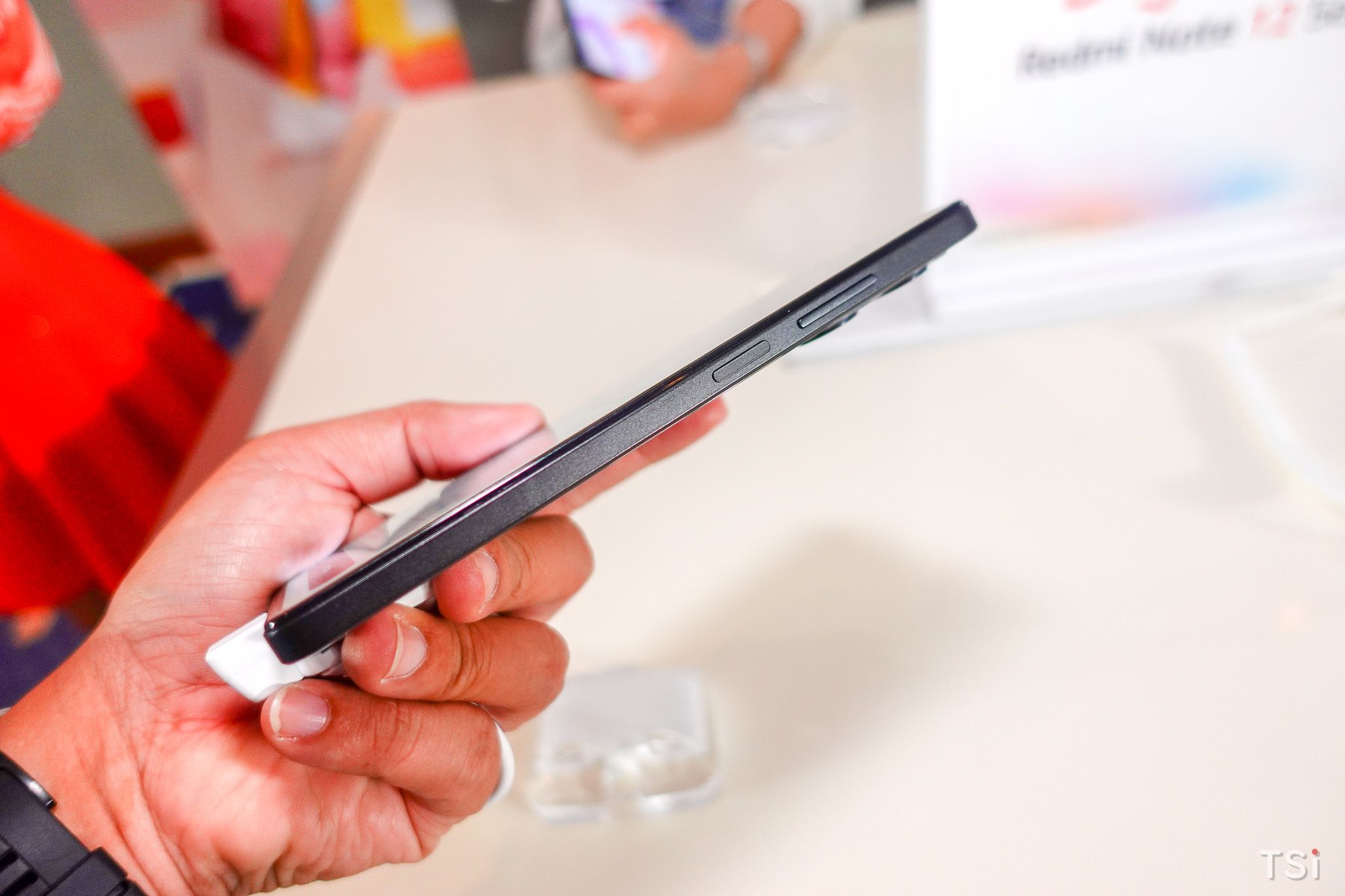 Redmi Note 12S và Redmi Note 12 Pro chính thức ra mắt tại Việt Nam Redmi Note 12S và Redmi Note 12 Pro chính thức ra mắt tại Việt Nam