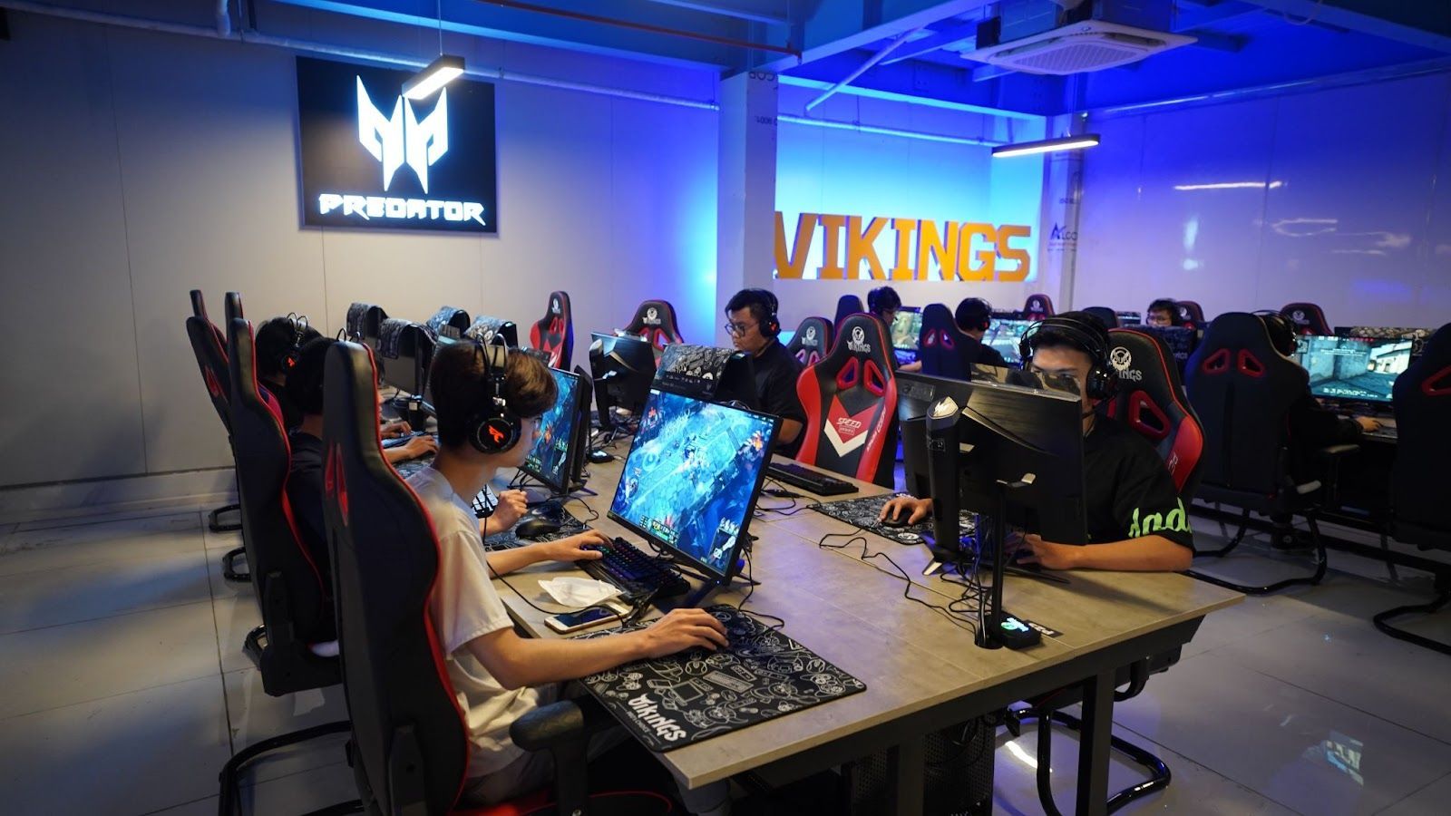 Vikings Esports Arena khai trương cơ sở mới tại Giải Phóng - Hà Nội với khu vực tổ chức sự kiện hoành tráng