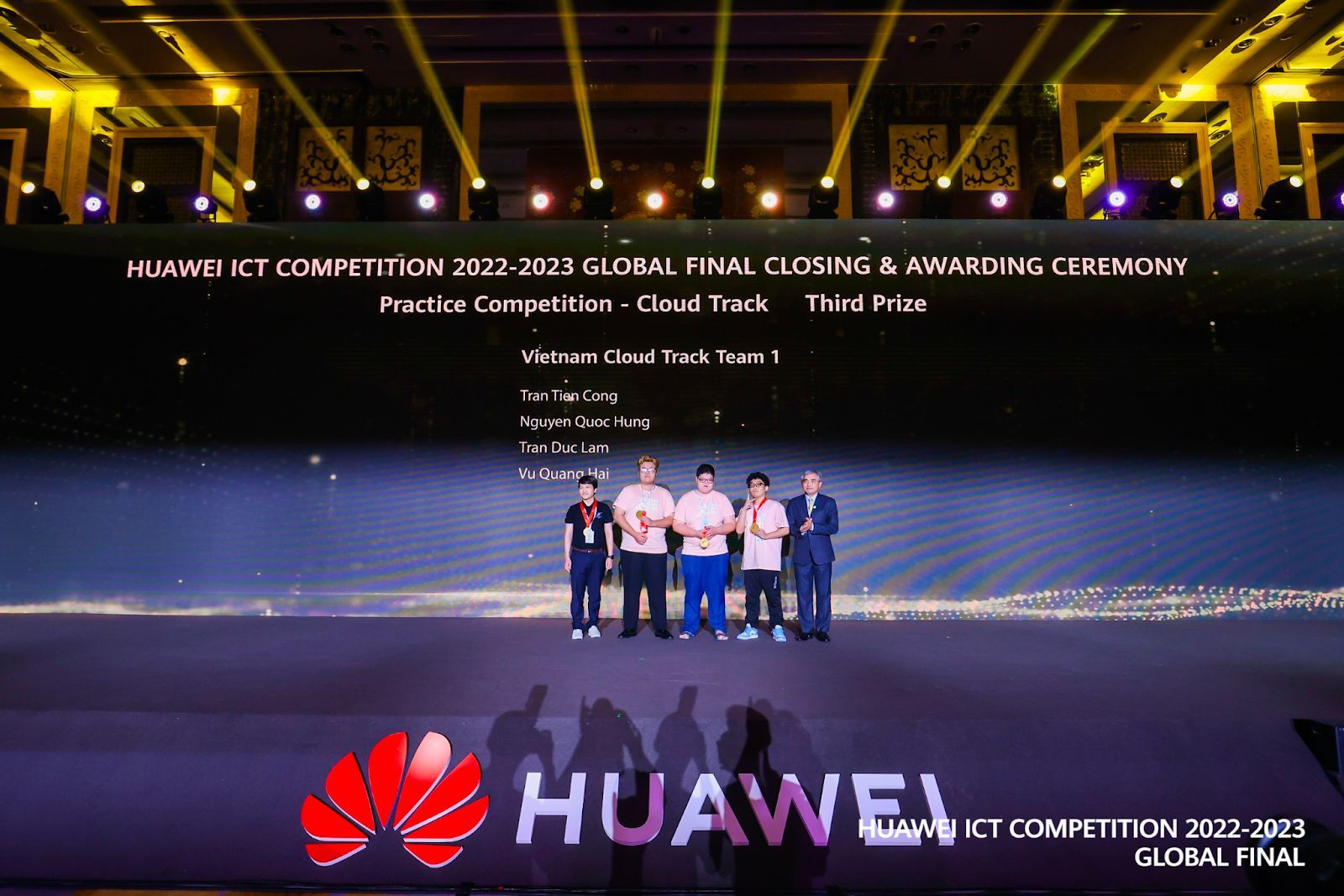 224820-huawei-ict-competition-2023-2024