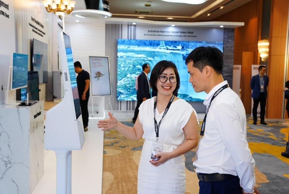 Samsung giới thiệu gói giải pháp toàn diện cho ngành khách sạn Samsung giới thiệu gói giải pháp toàn diện cho ngành khách sạn