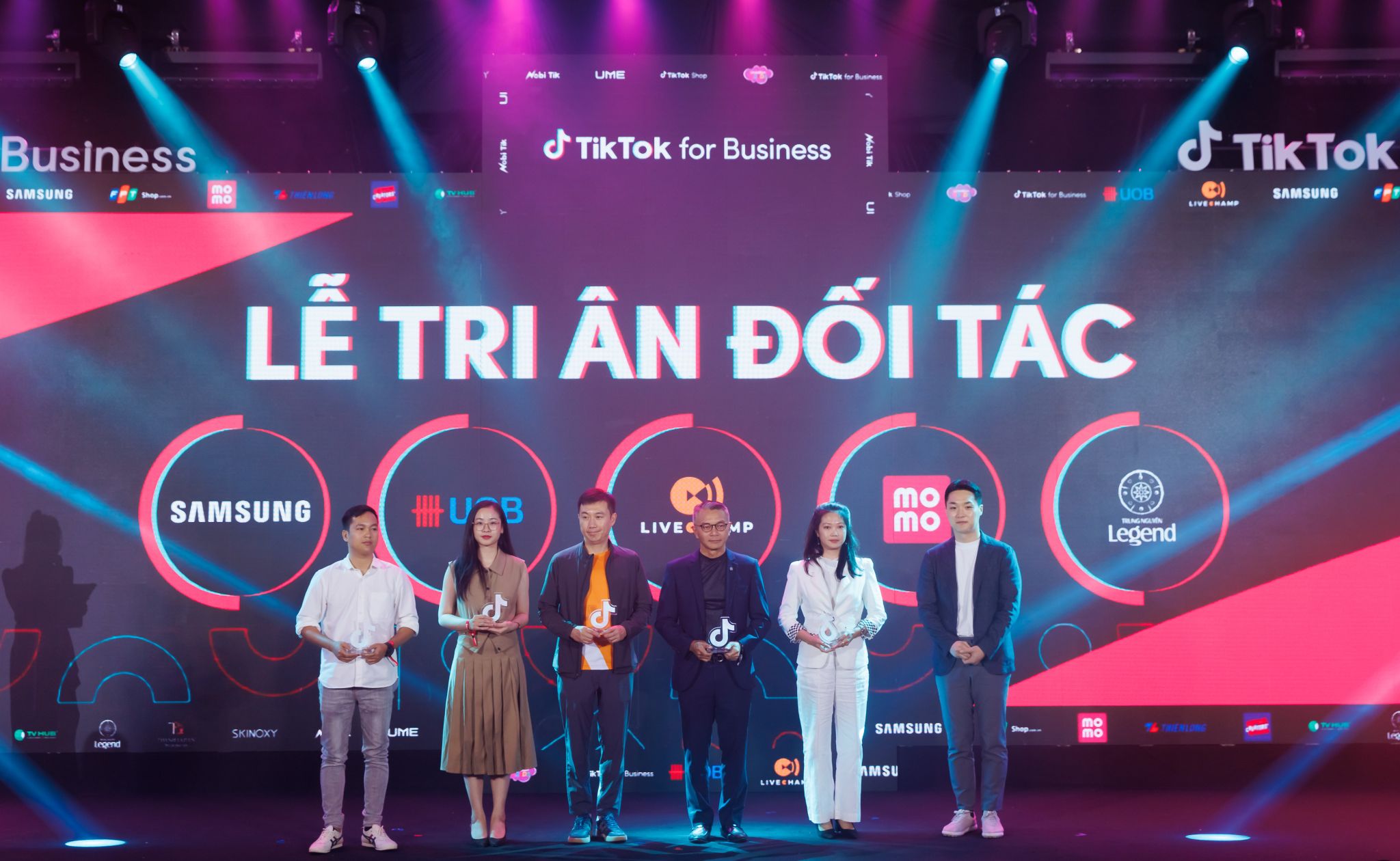 214031-tiktok-vietnam-smb-summit-2023