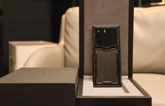 Có gì ở chiếc Vertu bán chạy nhất Việt Nam nửa đầu năm 2023?