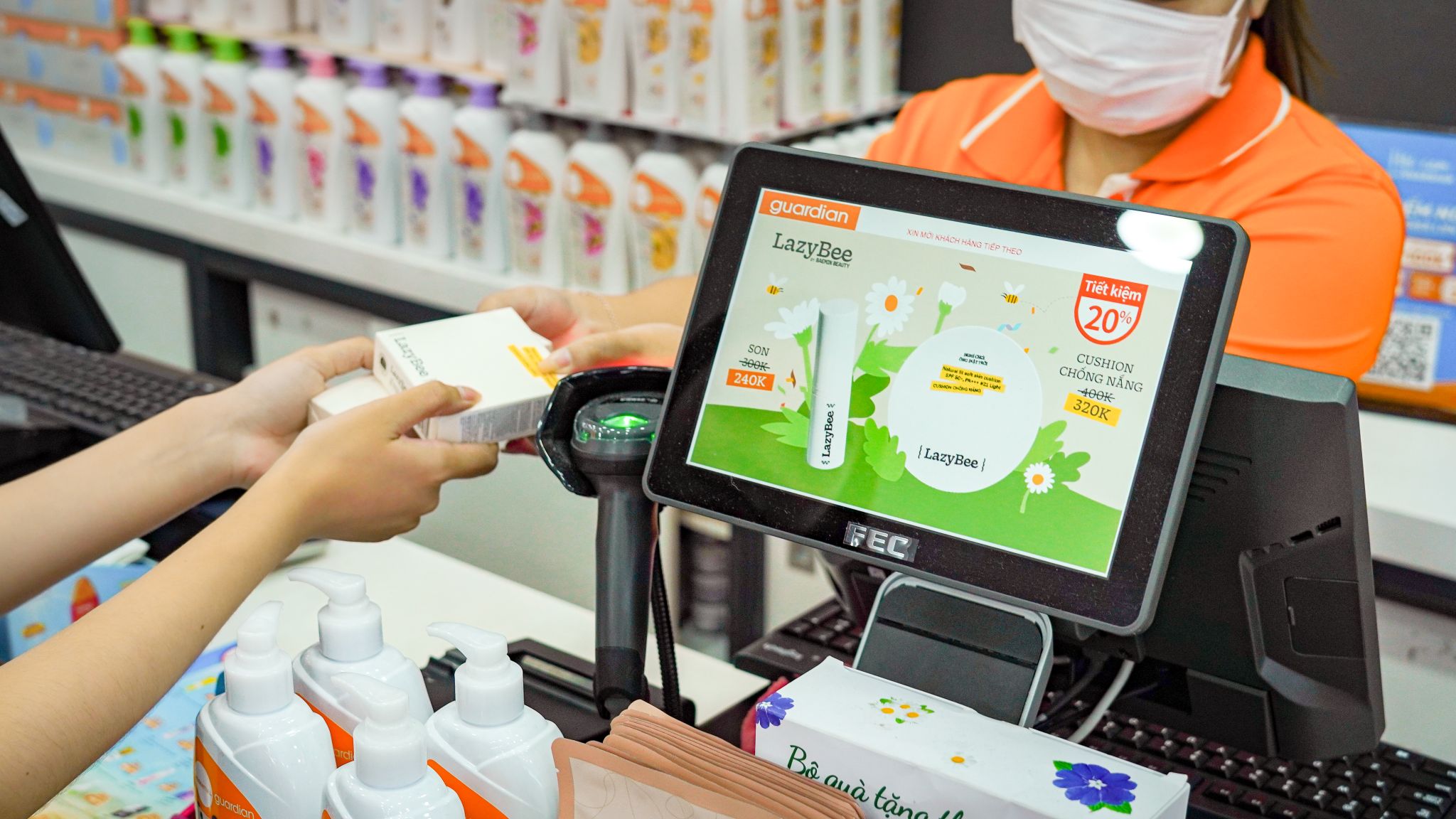 Thương hiệu mỹ phẩm Lazy Bee chính thức có mặt ở khắp Việt Nam 218945-thuong-hieu-my-pham-lazy-bee-viet-nam