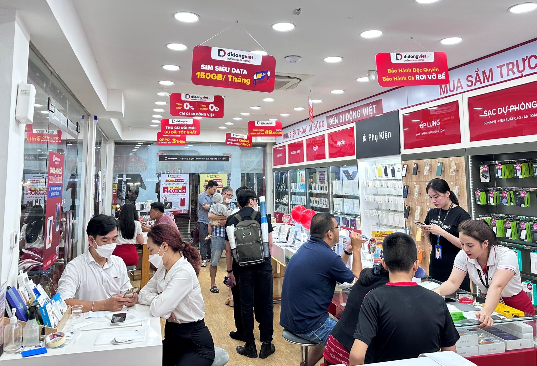 Nhiều dòng điện thoại giảm mạnh chưa từng có dịp 2/9 tại Di Động Việt 219689-dien-thoai-giam-manh-2-9-di-dong-viet