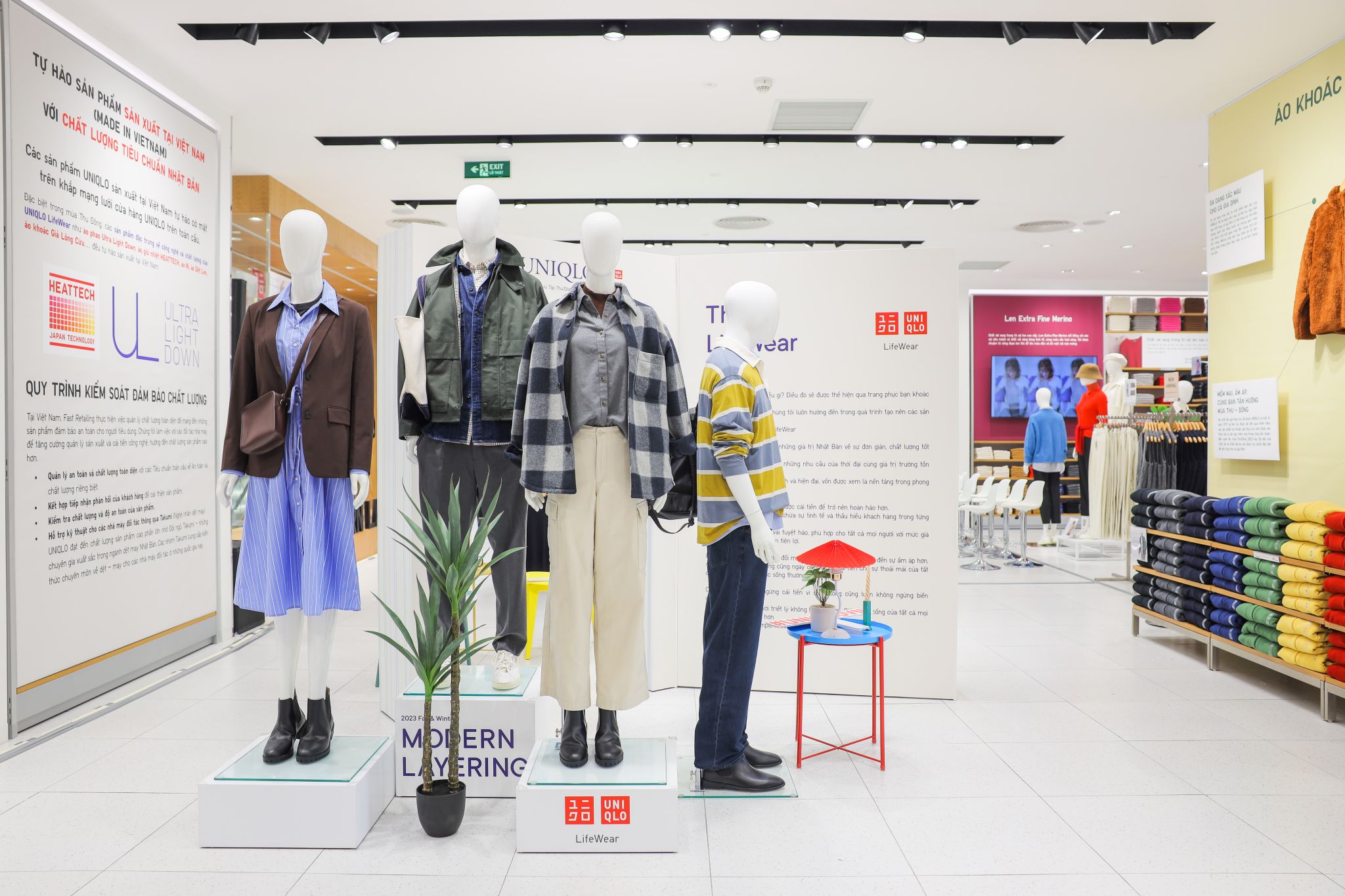 UNIQLO giới thiệu Bộ sưu tập LifeWear Thu/Đông 2023 với không gian trưng bày độc đáo tại cửa hàng UNIQLO Vincom Bà Triệu 219778-uniqlo-bo-suu-tap-lifewear-thu-dong-2023