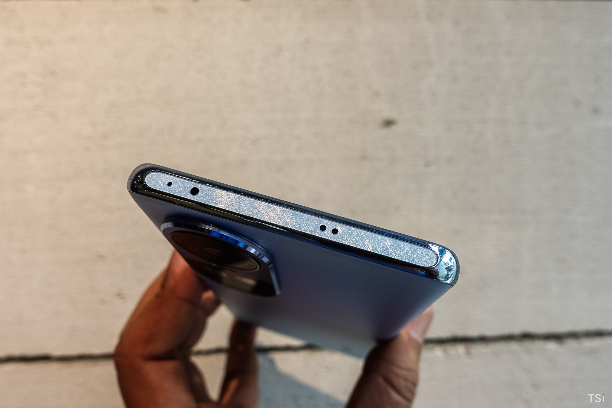 Mở hộp OPPO Reno10 5G: đơn giản mà đẹp Mở hộp OPPO Reno10 5G: đơn giản mà đẹp