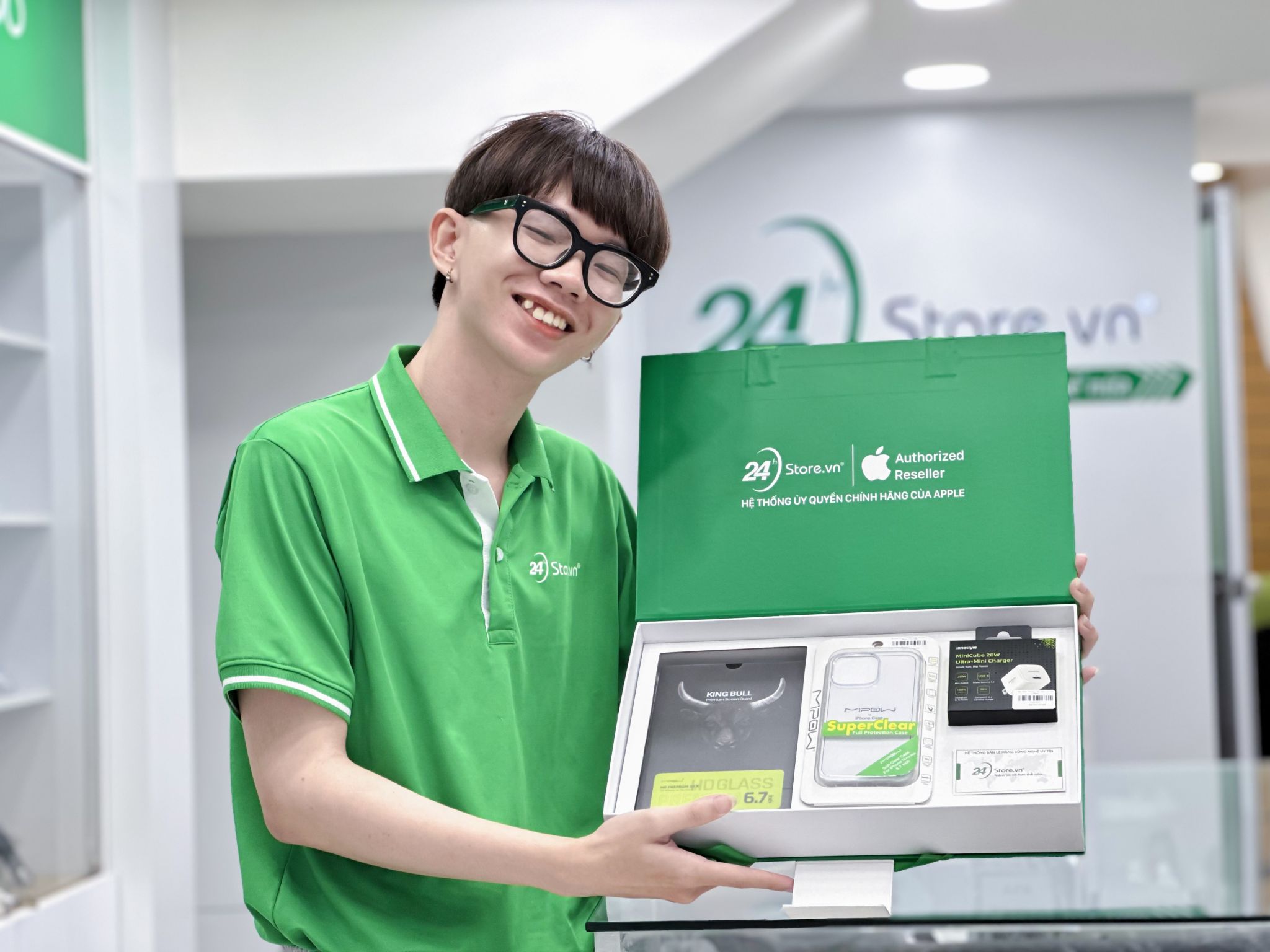 iPhone 15 series đắt hàng tại 24hStore, sẵn hàng giao ngay cùng khuyến mãi hấp dẫn đến 15 triệu đồng iPhone 15 series đắt hàng tại 24hStore, sẵn hàng giao ngay cùng khuyến mãi hấp dẫn đến 15 triệu đồng