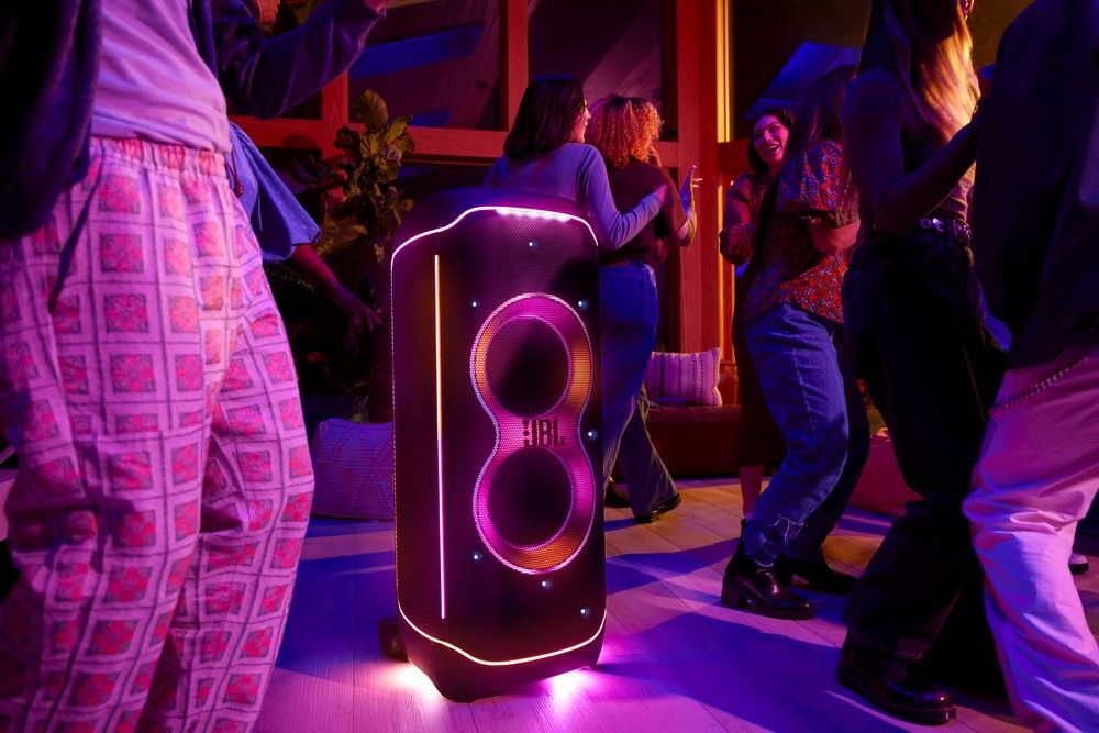 Những thiết bị âm thanh mới của JBL tại IFA 2023 220117-thiet-bi-am-thanh-cua-jbl-tai-ifa-2023